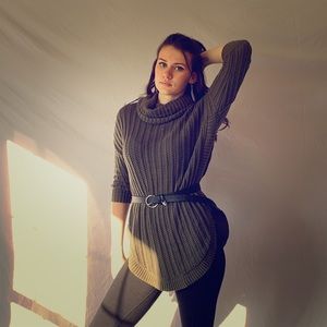 Express Green knitted sweater